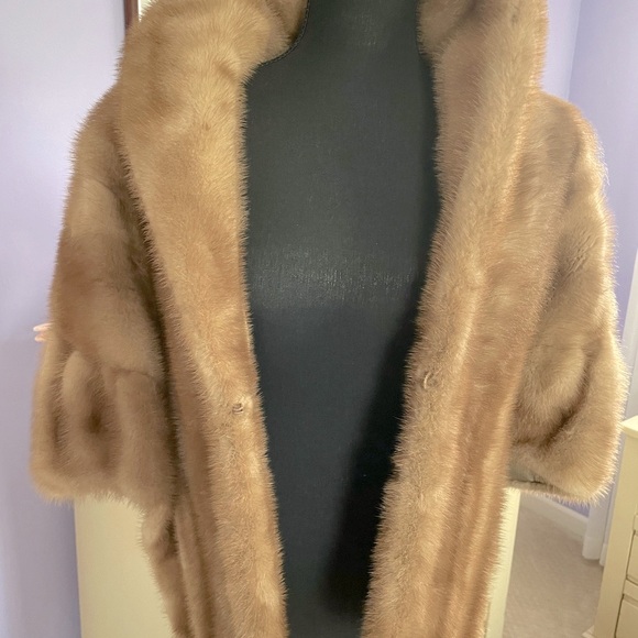 VINTAGE AUTHENTIC MINK FUR SHAWL STOLE SIZE SMALL-MEDIUM HAS HOOK & EYE CLOSURE - Picture 3 of 8